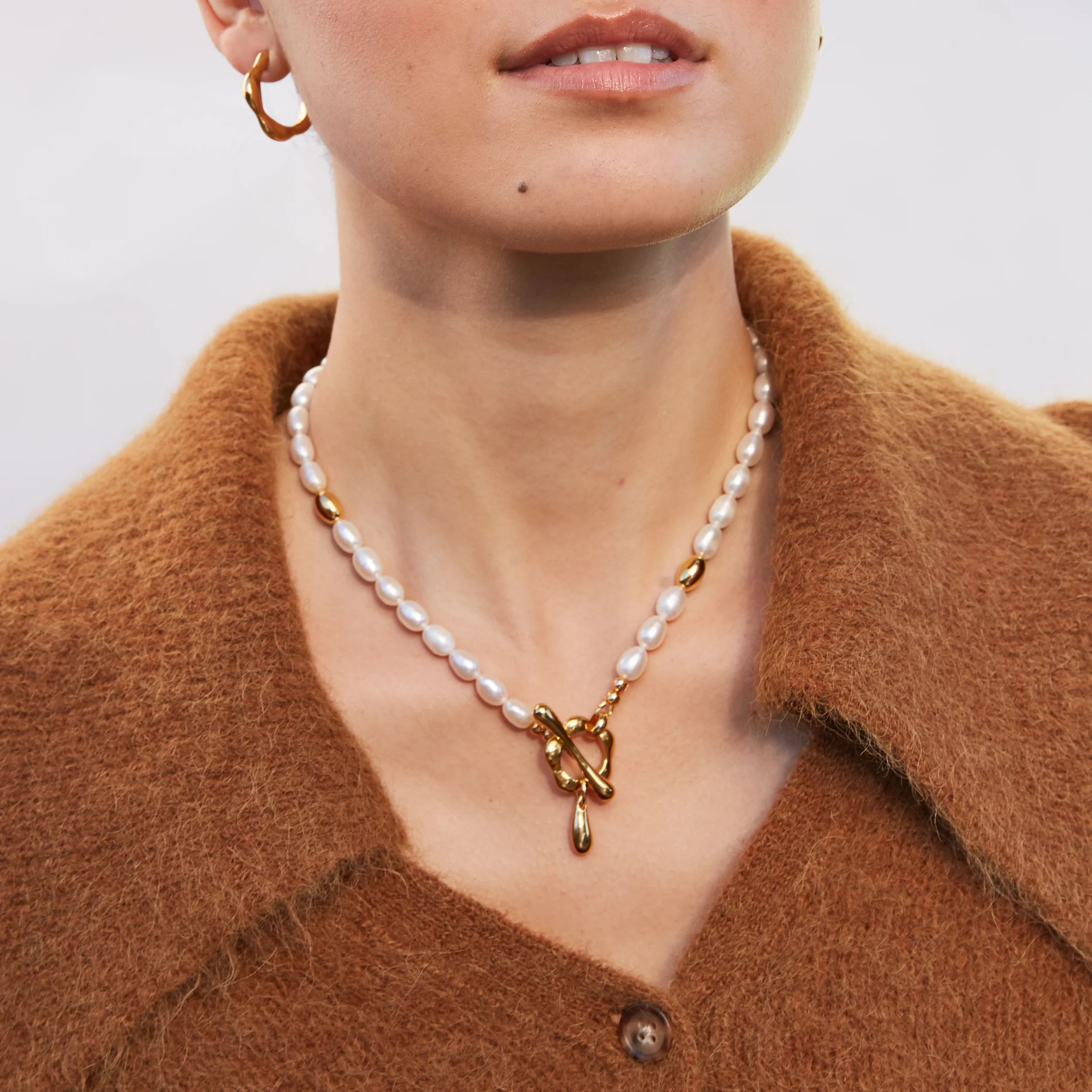 Muse Pearl Collar - Gold - Image 2