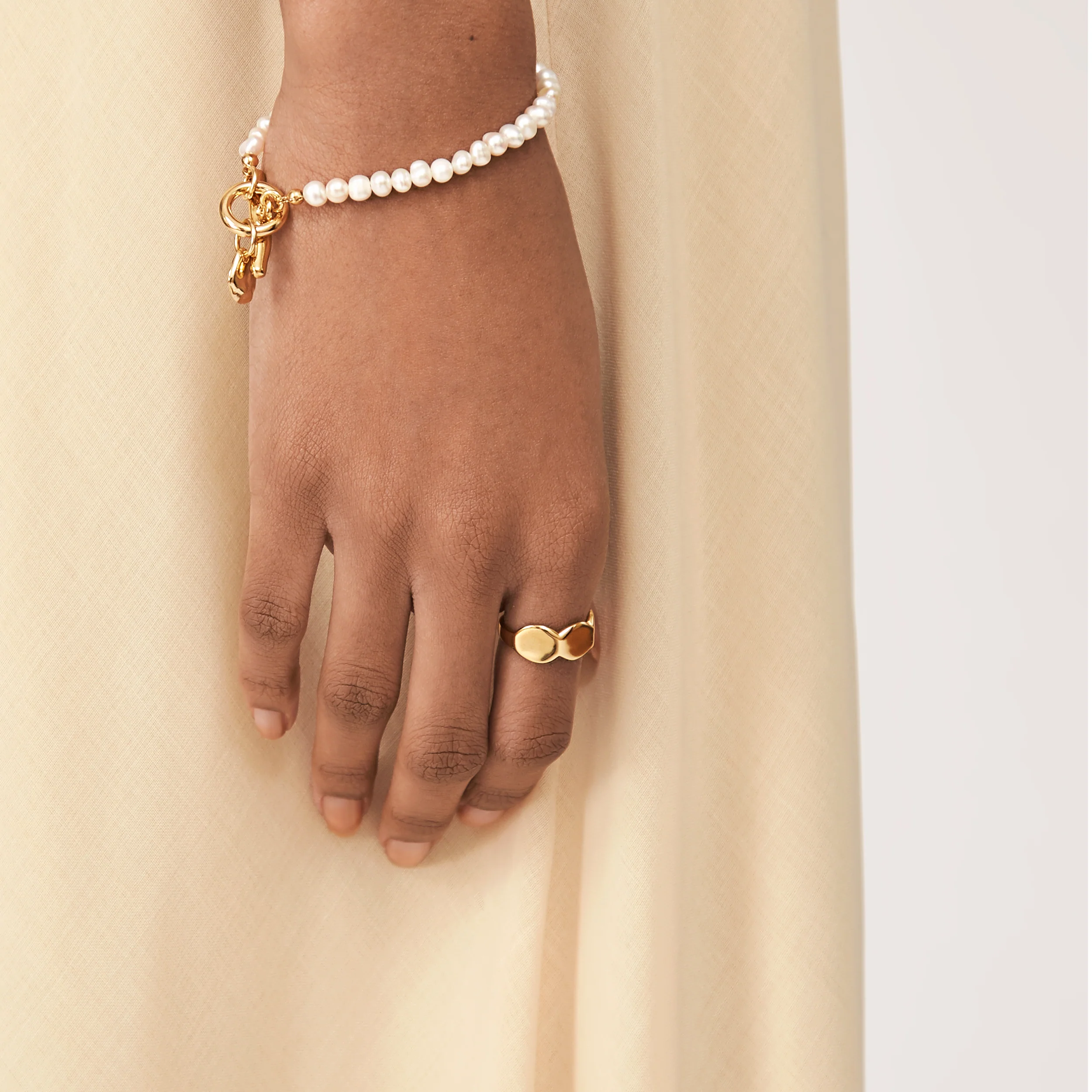 Orla Ring - Gold - Image 4